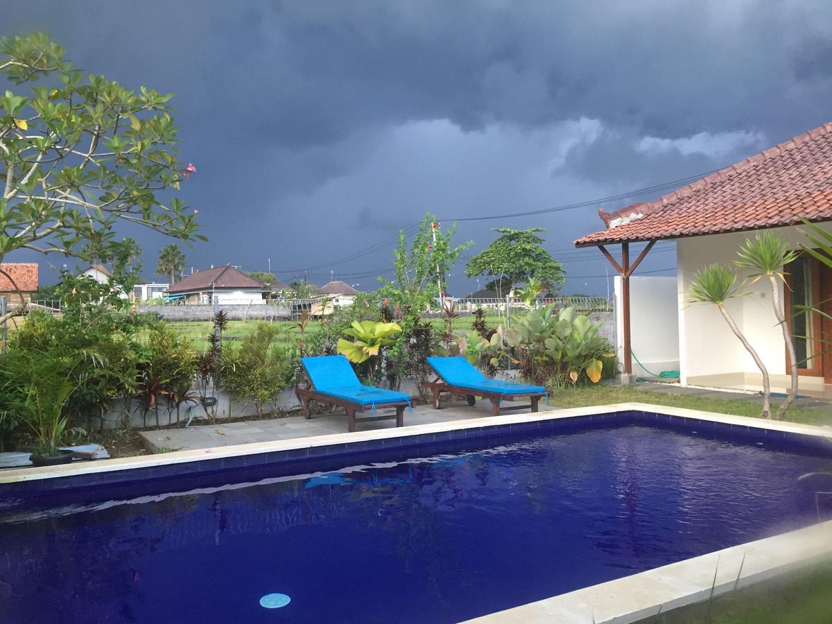 Pererenan Nengah Guest House Canggu Buitenkant foto